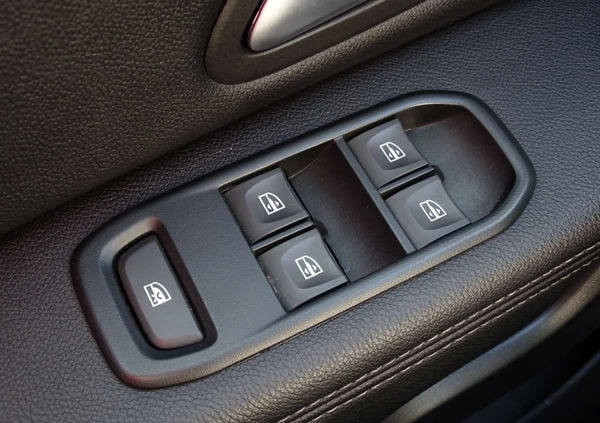 Dacia Duster cena 79500 przebieg: 27000, rok produkcji 2022 z Suwałki małe 301